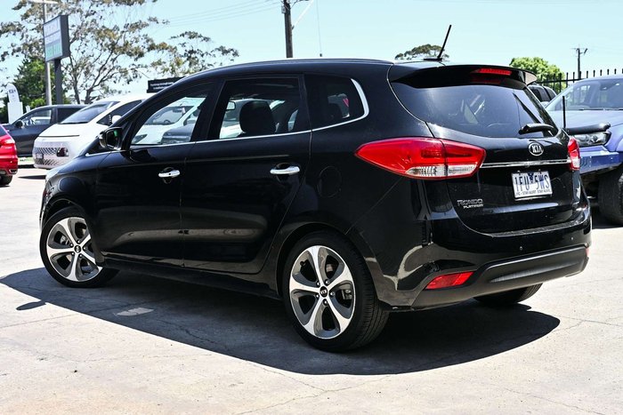 2015 Kia Rondo Platinum