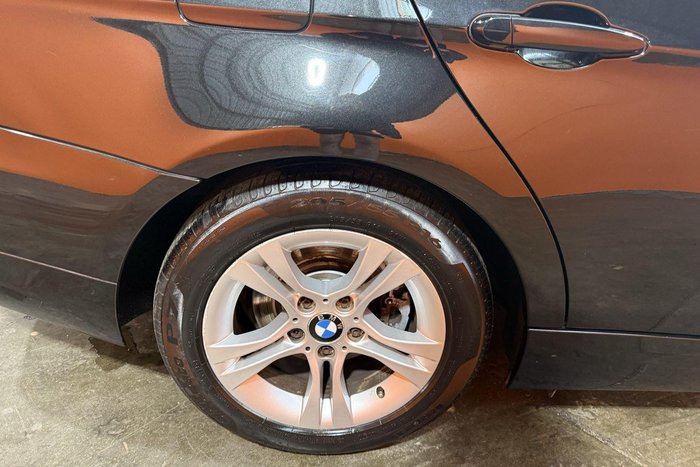 2010 BMW 3 Series 320i Lifestyle