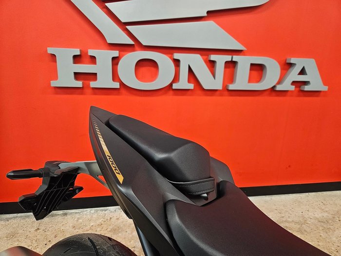 2025 Honda CB1000 Hornet SP CB Black