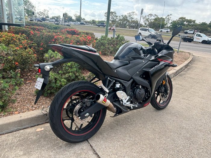 2015 YAMAHA YZF-R3