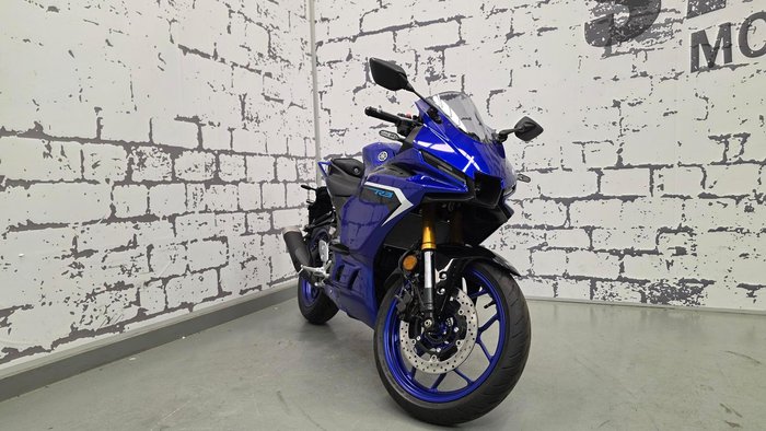 2025 Yamaha YZF-R3 R3 Blue
