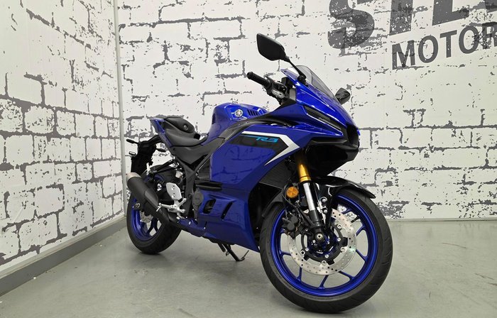 2025 Yamaha YZF-R3 R3 Blue