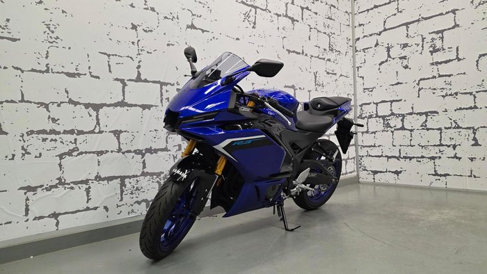 2025 Yamaha YZF-R3 R3 Blue