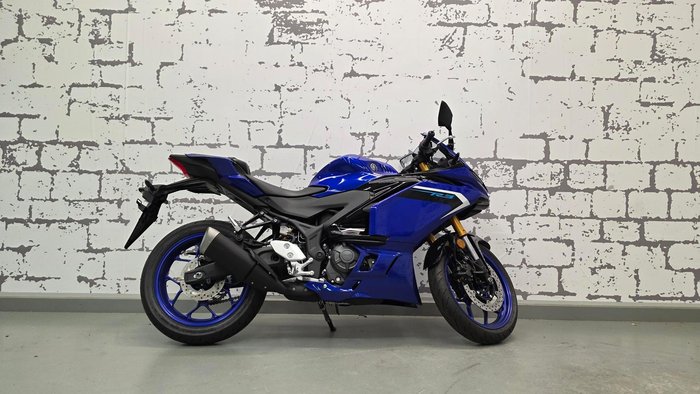 2025 Yamaha YZF-R3 R3 Blue