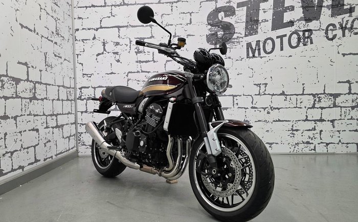 2026 Kawasaki Z900RS (Z900C) Z Red