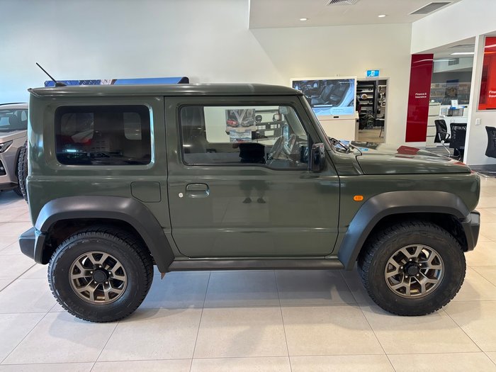 2024 Suzuki JIMNY GLX