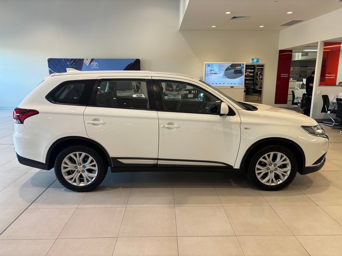 2021 MITSUBISHI OUTLANDER