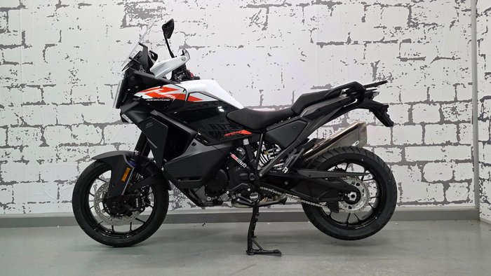 2026 KTM 1390 Super Adventure S Evo Super Adventure Black