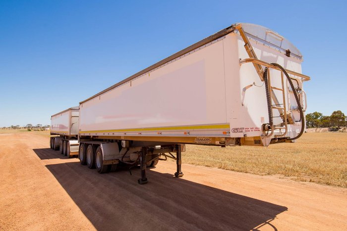2014 Graham Lusty Trailers End Tippers
