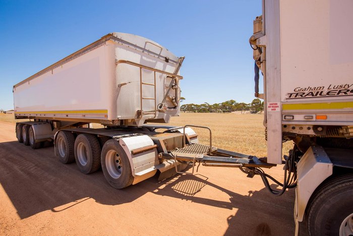 2014 Graham Lusty Trailers End Tippers