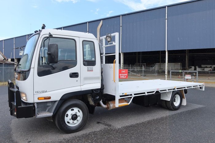 2007 Isuzu F Series FRR 550