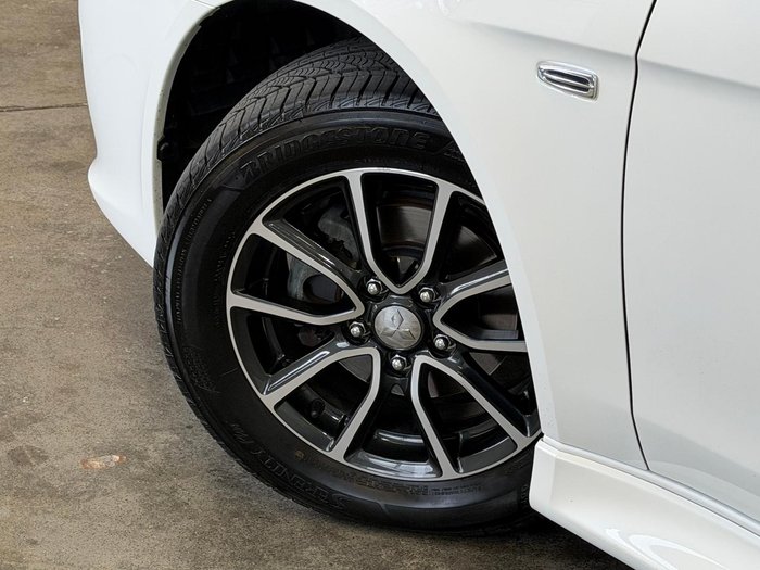 2017 Mitsubishi Lancer ES Sport