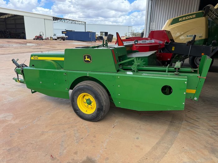John Deere 348 Sq Baler