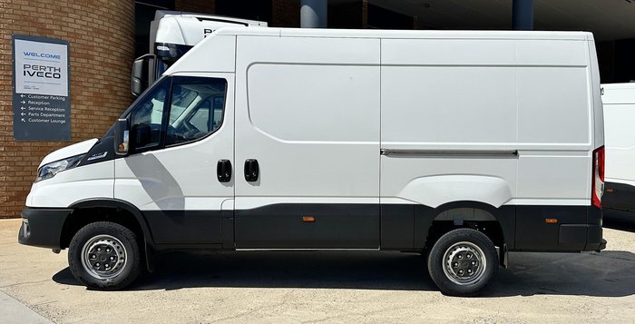 2025 Iveco Daily 42S18V