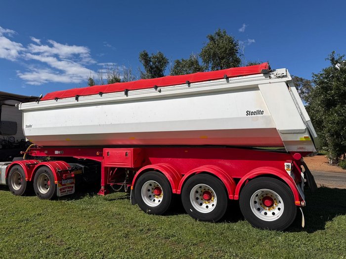 2008 Roadwest Semi