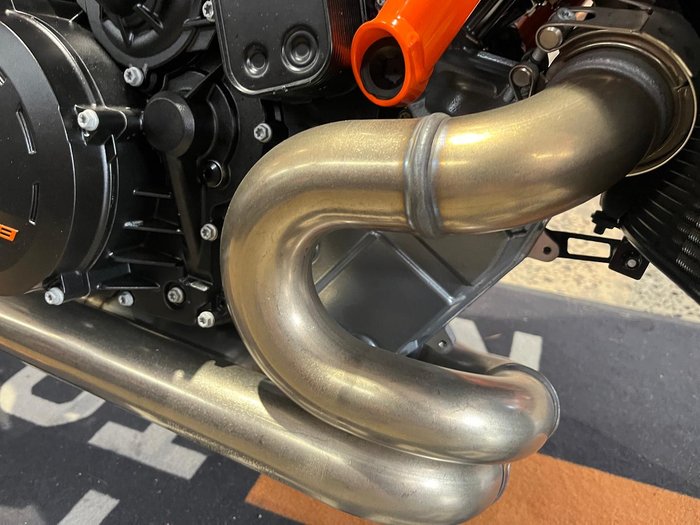 2026 KTM 1390 Super Duke R Super Duke Black