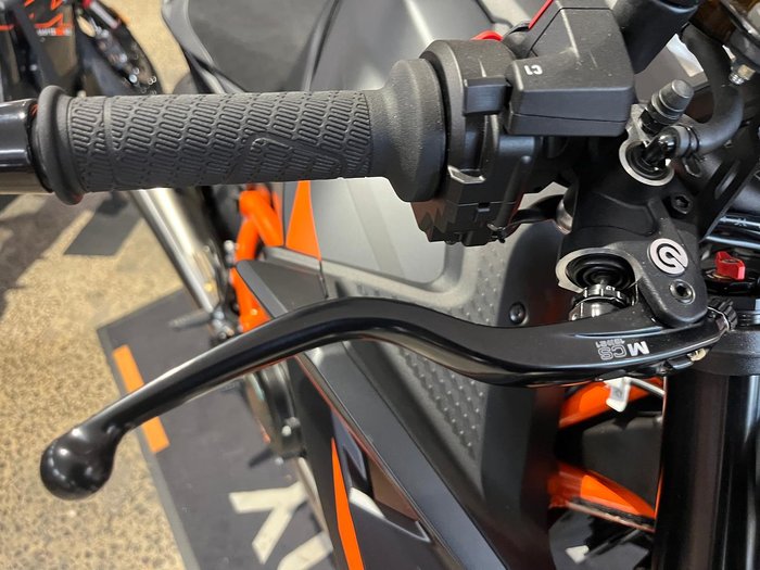 2026 KTM 1390 Super Duke R Super Duke Black