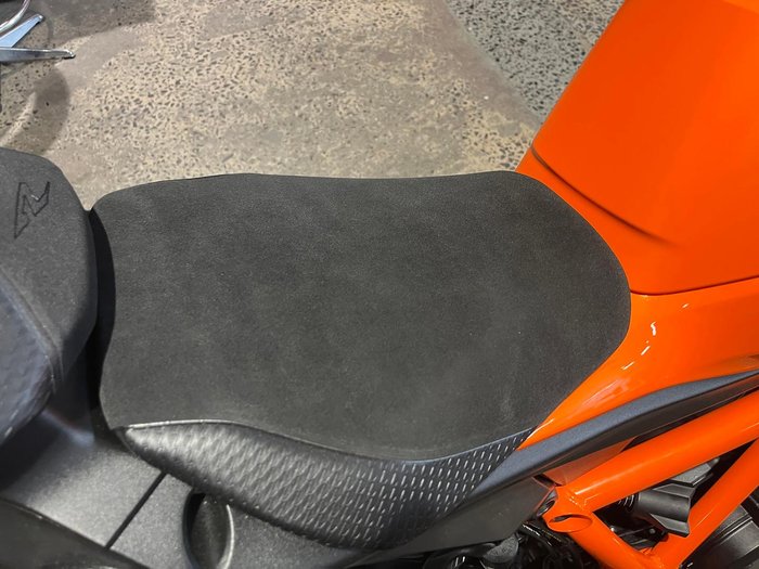 2026 KTM 1390 Super Duke R Super Duke Orange