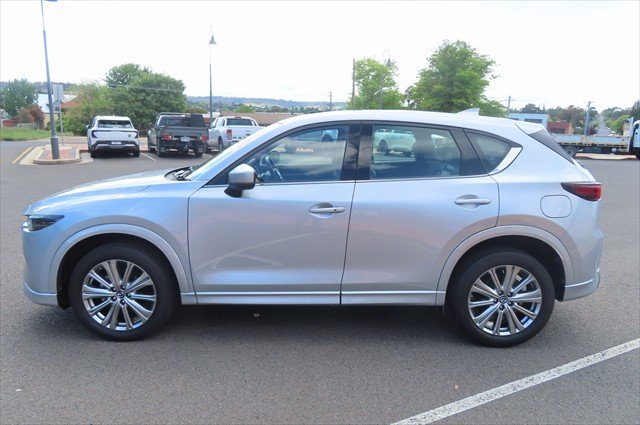 2022 Mazda CX-5 G25 Akera