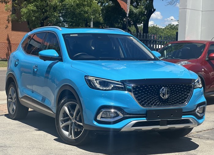 2022 MG HS