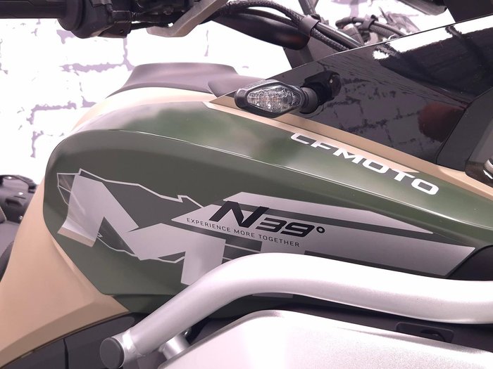 2022 CFMOTO 800MT Touring MT Yellow