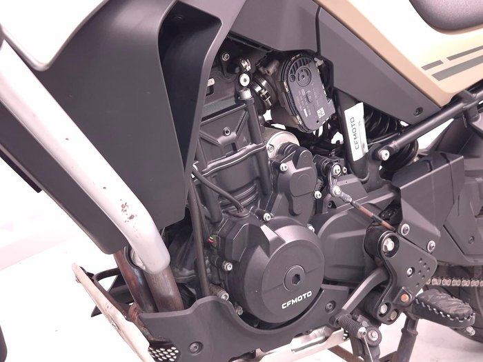2022 CFMOTO 800MT Touring MT Yellow