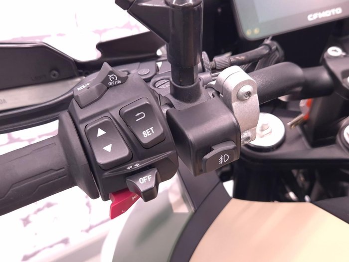 2022 CFMOTO 800MT Touring MT Yellow