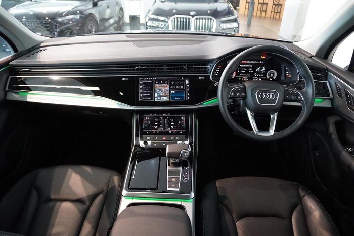 2025 Audi Q7 45 TDI