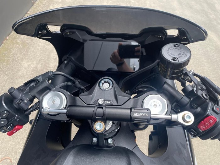 2025 CFMOTO 500 SR Voom SR White