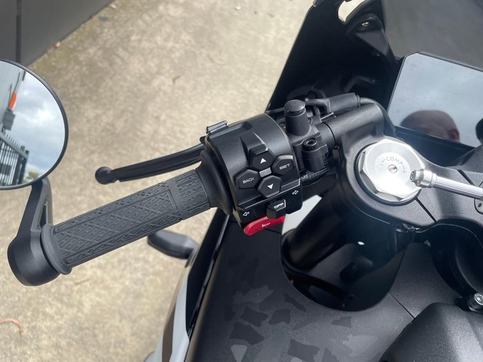 2025 CFMOTO 500 SR Voom SR White