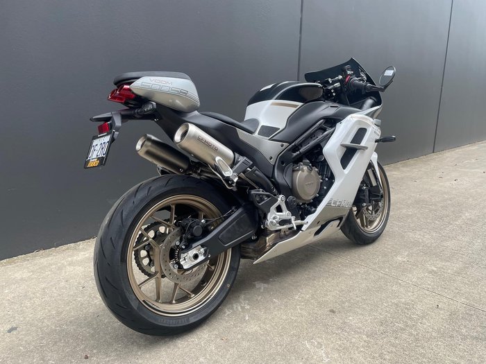 2025 CFMOTO 500 SR Voom SR White