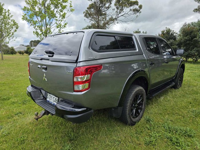 2018 Mitsubishi Triton Blackline
