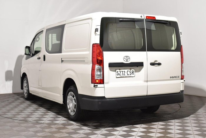 2022 Toyota Hiace