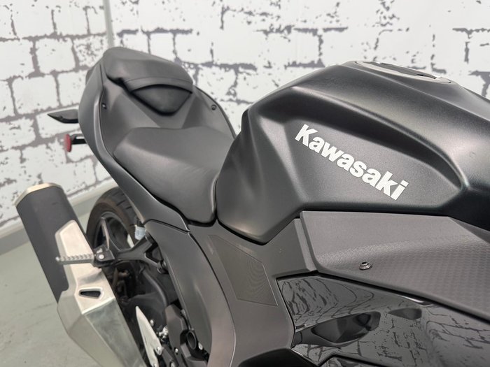2026 Kawasaki Ninja 500 (EX500G) Ninja Black