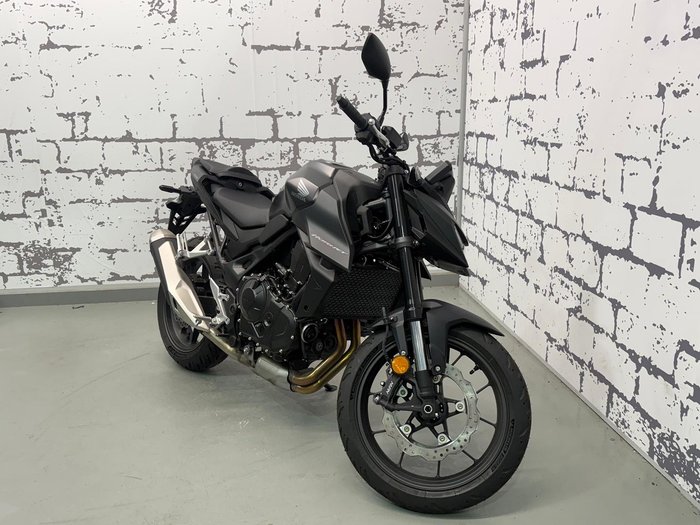 2025 Honda CB750 Hornet CB Black