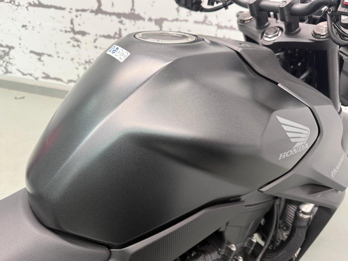 2025 Honda CB750 Hornet CB Black