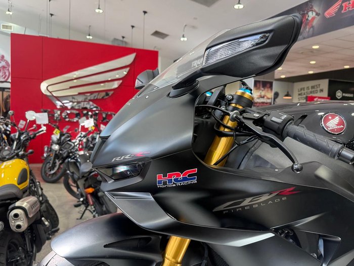 2026 Honda CBR1000RR-R SP ABS Fireblade Fireblade Black