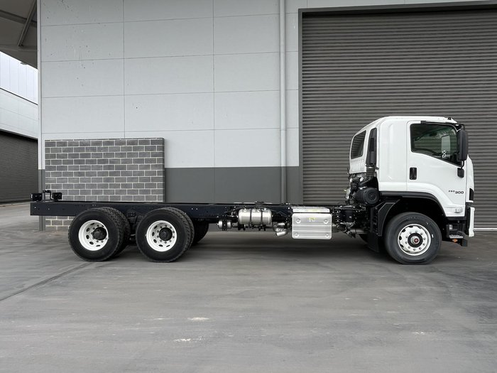 2025 Isuzu F Series FVZ 260-300 AT R55