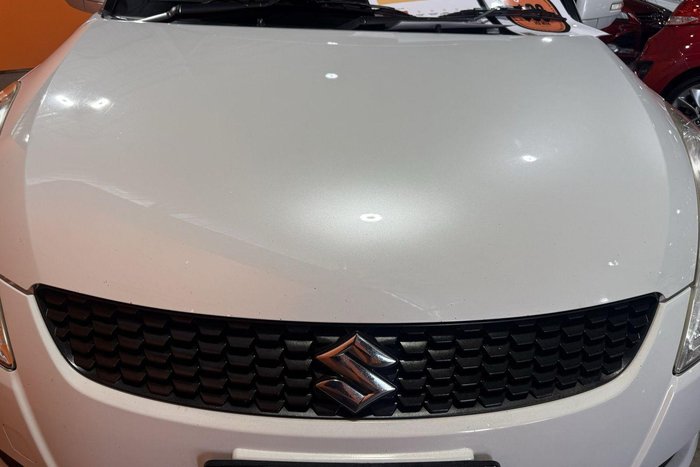 2011 Suzuki Swift GLX