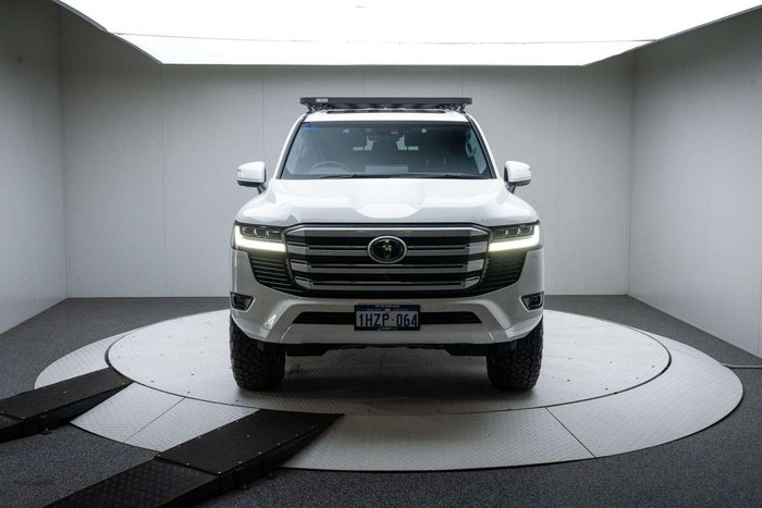 2023 Toyota Landcruiser