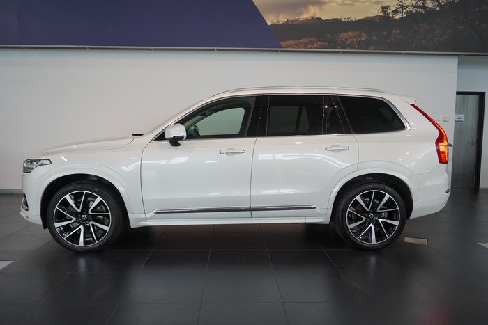 2021 Volvo XC90 T6 Inscription