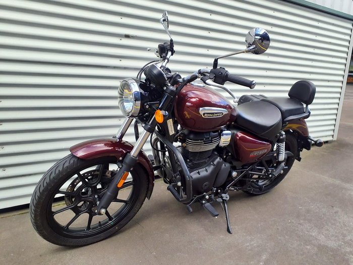 2021 Royal Enfield Meteor 350 Fireball Meteor Maroon