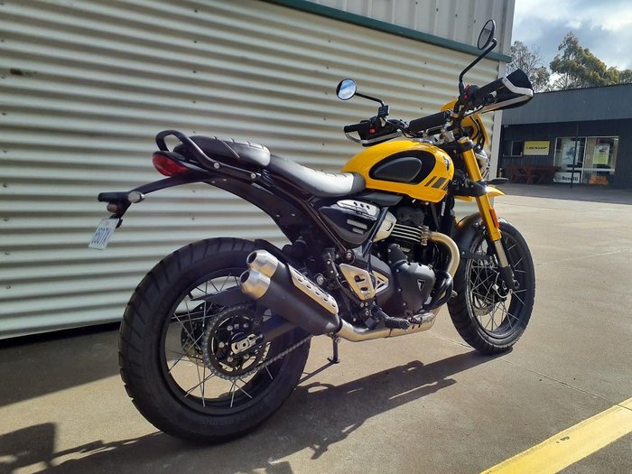 2026 Triumph Scrambler 400 XC Scrambler Yellow