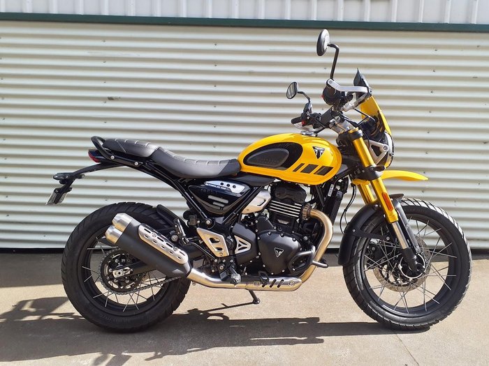 2026 Triumph Scrambler 400 XC Scrambler Yellow