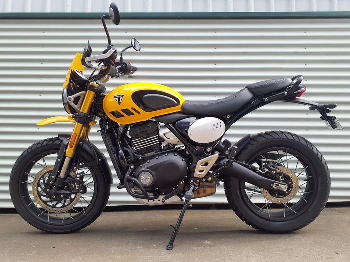 2026 Triumph Scrambler 400 XC Scrambler Yellow