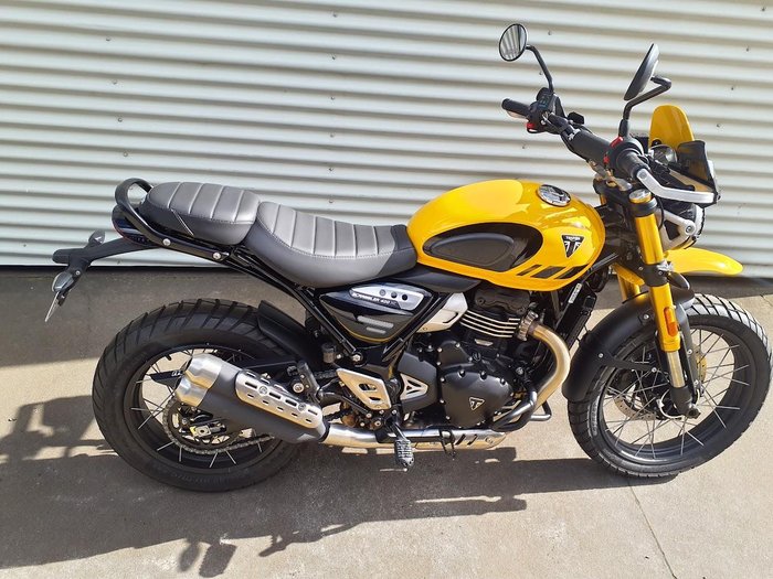 2026 Triumph Scrambler 400 XC Scrambler Yellow