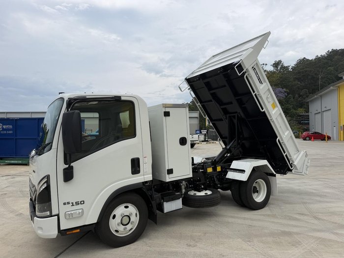 2026 Isuzu N Series NMR 65/45-150 DT D28 Tipper