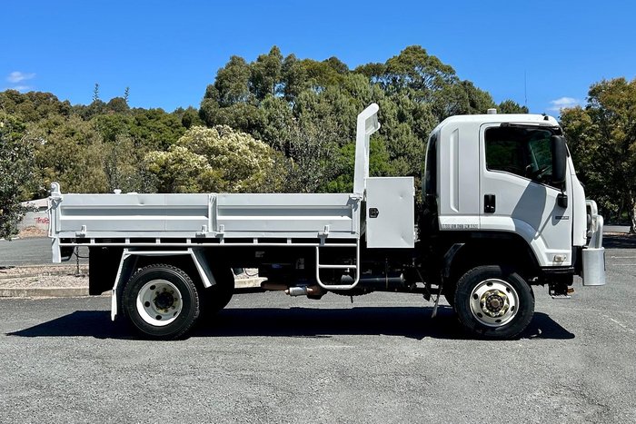 2010 Isuzu F Series FTS 800