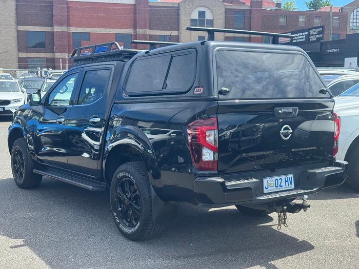 2021 Nissan Navara ST-X