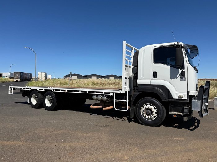 2014 Isuzu FX Series